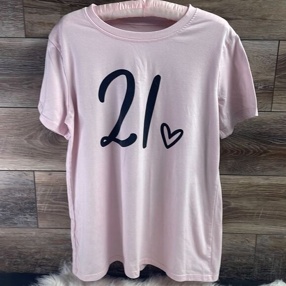 21 ❤️ Tee Shirt,No Brand, Pink with Black Lettering ,measurments in description - Picture 1 of 3